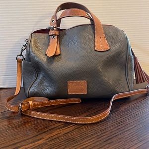 Grey leather Dooney and Bourke purse